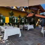 Weingut Essgut Schlafgut Sabathihof-dillinger 여관 Glanz an der Weinstraße
