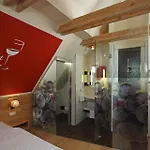 여관 Weingut Essgut Schlafgut Sabathihof-dillinger *