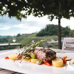 여관 Weingut Essgut Schlafgut Sabathihof-dillinger