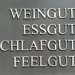 Weingut Essgut Schlafgut Sabathihof-dillinger