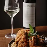 Weingut Essgut Schlafgut Sabathihof-dillinger 여관