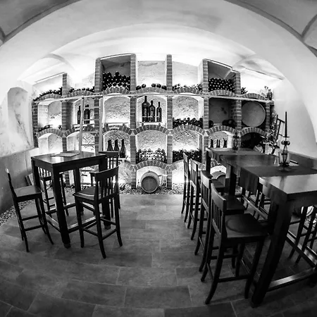 Weingut Essgut Schlafgut Sabathihof-dillinger Мини-отель Гланц-ан-дер-Вайнштрасе