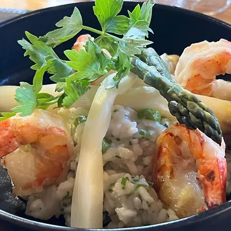 Weingut Essgut Schlafgut Sabathihof-dillinger بيت ريفي