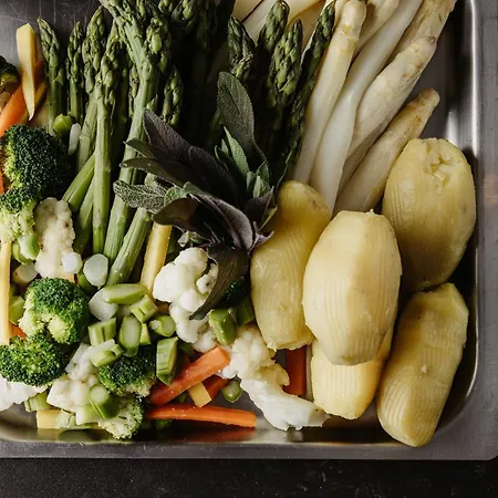 Weingut Essgut Schlafgut Sabathihof-dillinger Värdshus *