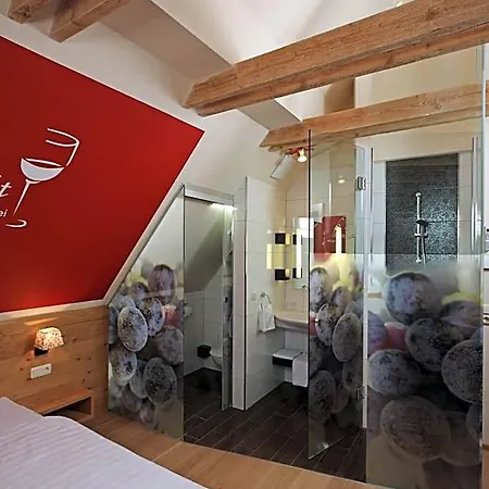 Penzion Weingut Essgut Schlafgut Sabathihof-dillinger Glanz an der Weinstraße