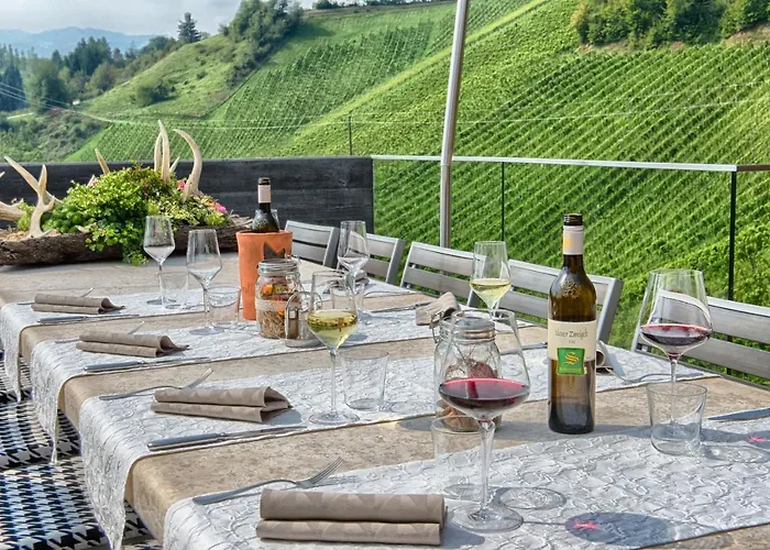 بيت ريفي Weingut Essgut Schlafgut Sabathihof-dillinger Glanz an der Weinstraße