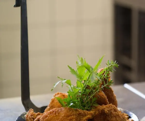 Weingut Essgut Schlafgut Sabathihof-dillinger * Glanz an der Weinstraße