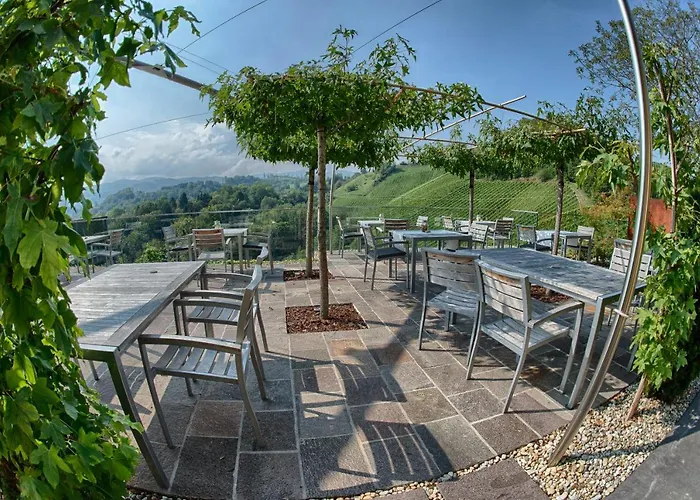 Weingut Essgut Schlafgut Sabathihof-dillinger Värdshus Glanz an der Weinstraße