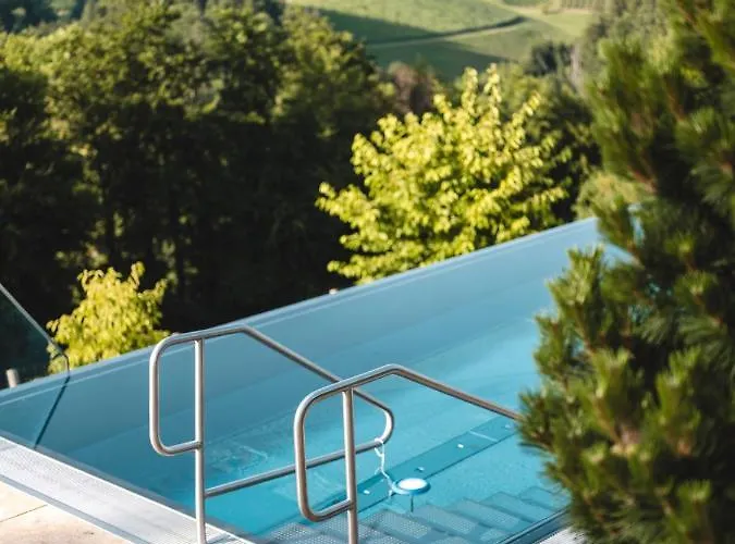 Weingut Essgut Schlafgut Sabathihof-dillinger Glanz an der Weinstraße