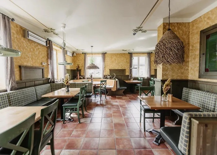 Weingut Essgut Schlafgut Sabathihof-dillinger *